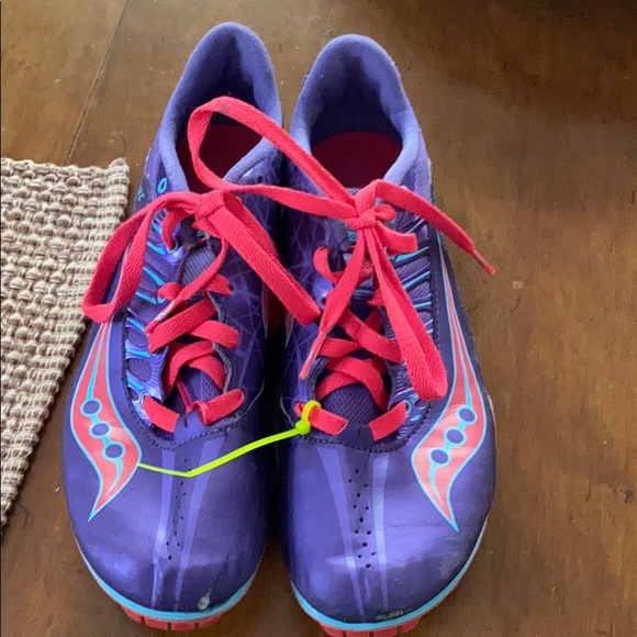 Running Spikes - Picture 1 of 3